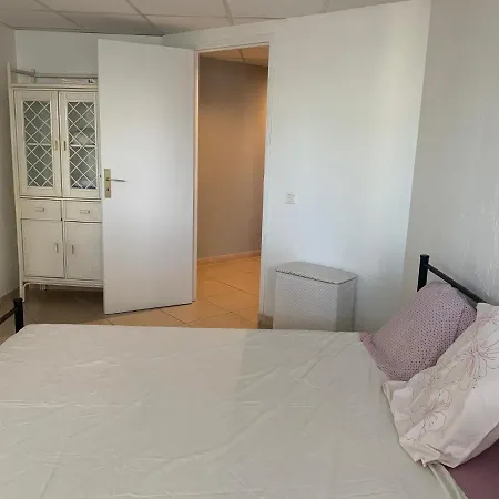 3 Pieces Sur Mer Apartment *